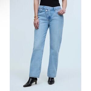 madewell curvy low-slung straight jeans sevilla wash: no689 crosstab edition 28